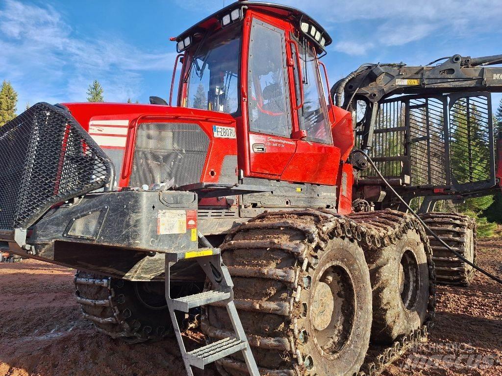 Komatsu 895 Форвардери