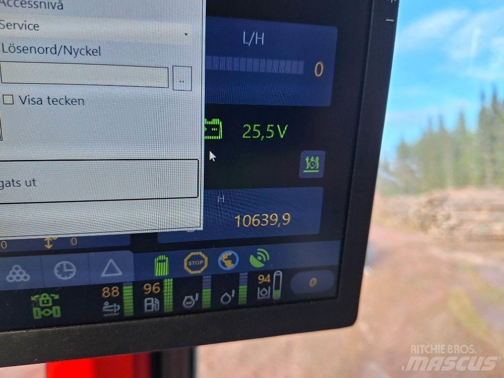 Komatsu 895 Форвардери