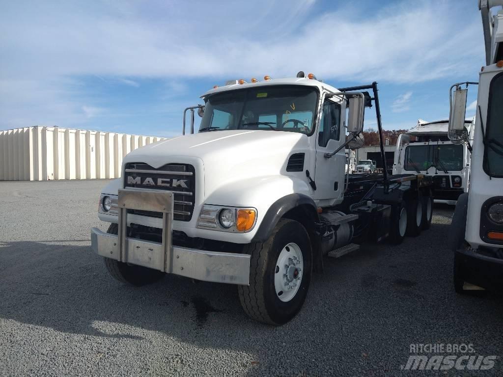 Mack Granite Сміттєвози