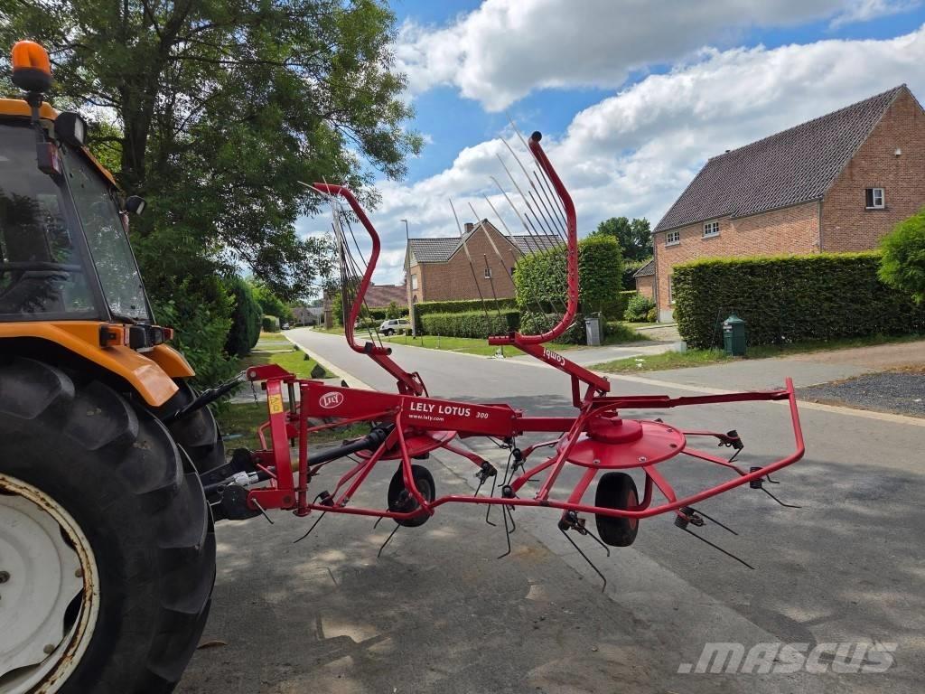 Lely Lotus 300 Combi Граблі і сінозворушувачі