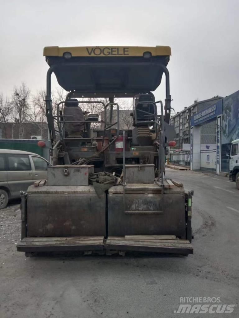 Vögele 1880-2l Асфальтовкладачі