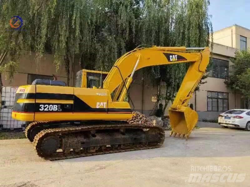 CAT 320 B L Гусеничні екскаватори