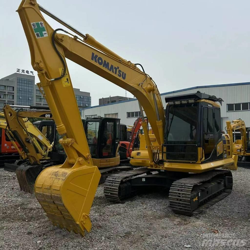 Komatsu 130-7 Гусеничні екскаватори