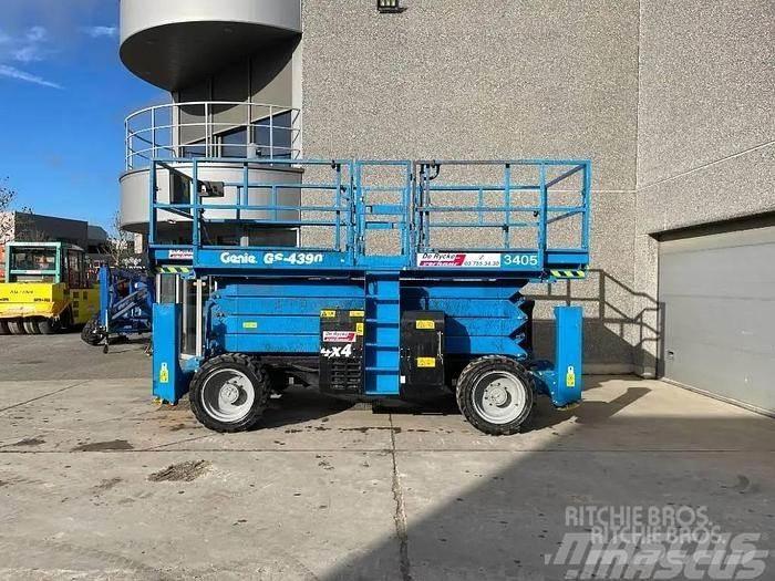 Genie GS4390RT Підйомники-ножиці