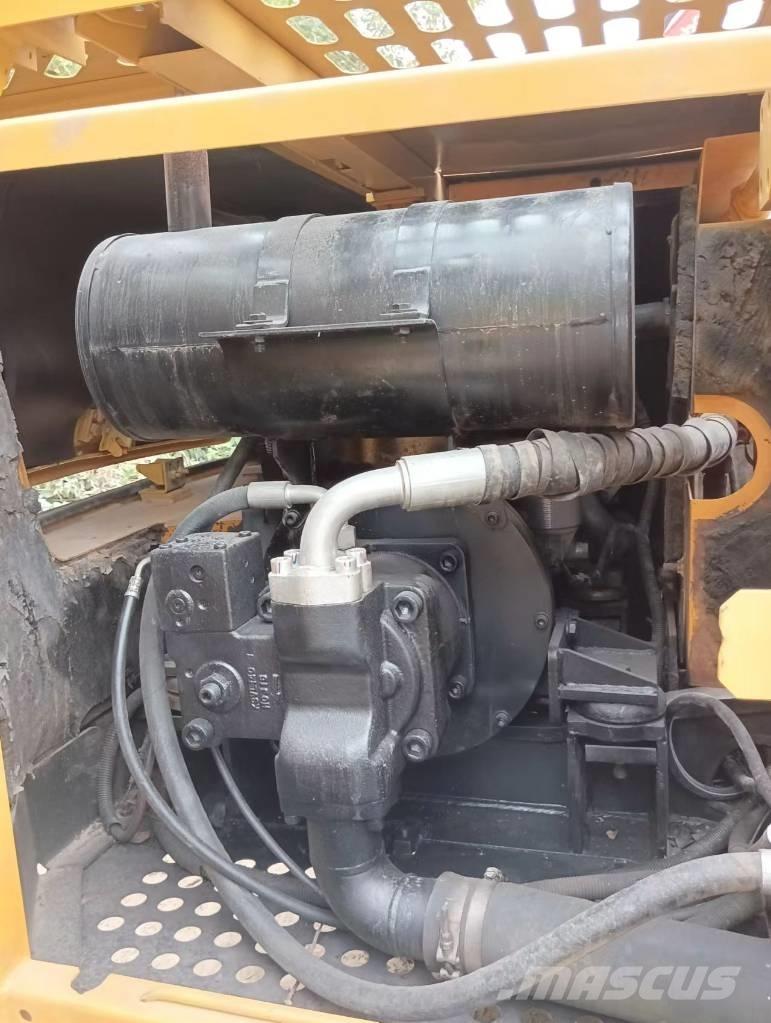 Sany SY 95 C Гусеничні екскаватори