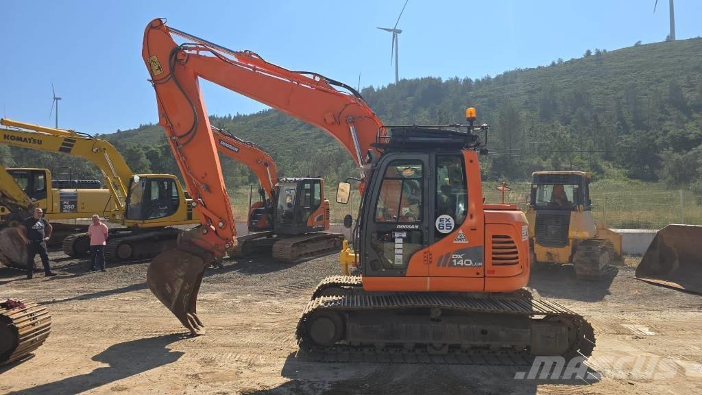 Doosan DX 140 LCR-3 Гусеничні екскаватори