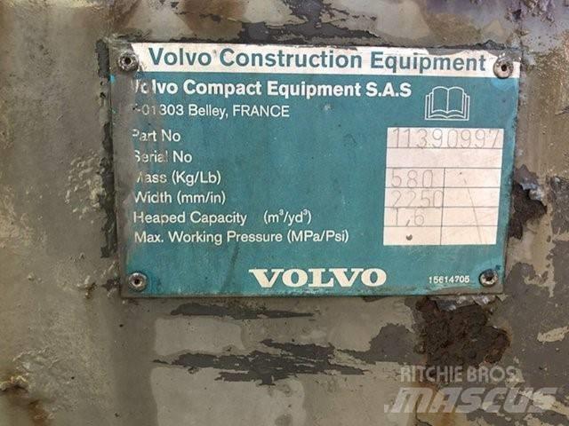 Volvo Puinbak Просівні ковші