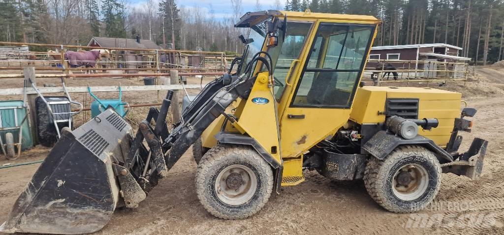 Wille 445 Фронтальні навантажувачі