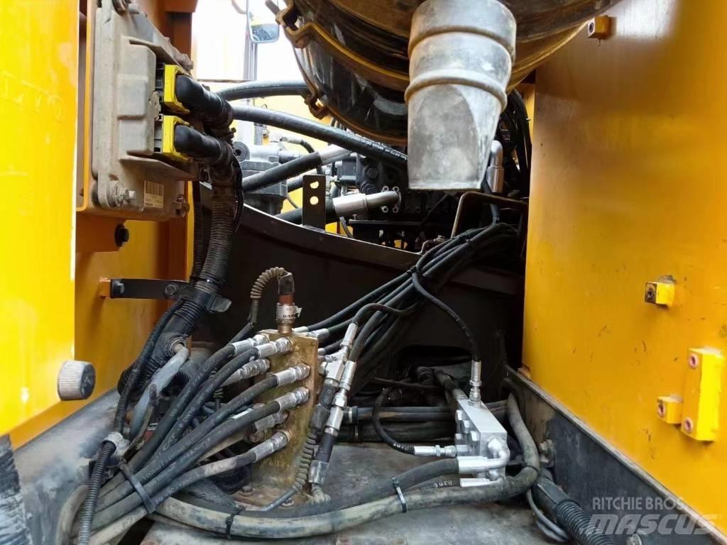 Volvo EC 300 D L Гусеничні екскаватори