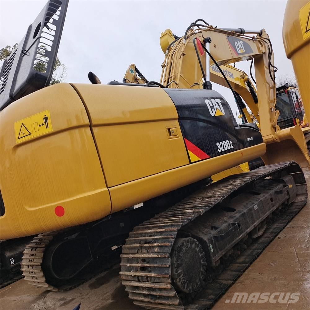 CAT 320 D L Гусеничні екскаватори