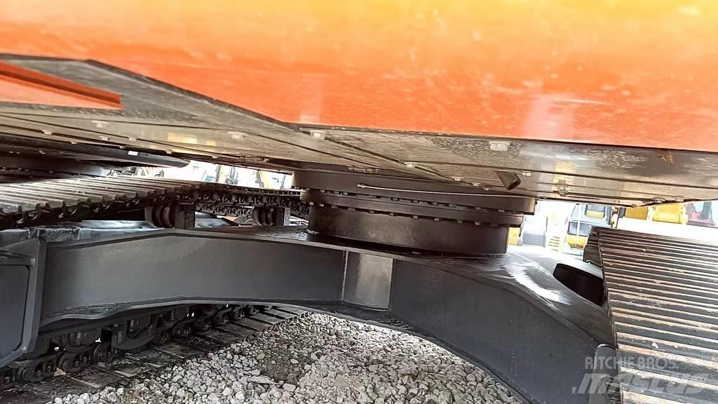 Doosan 225 LC-9 Гусеничні екскаватори