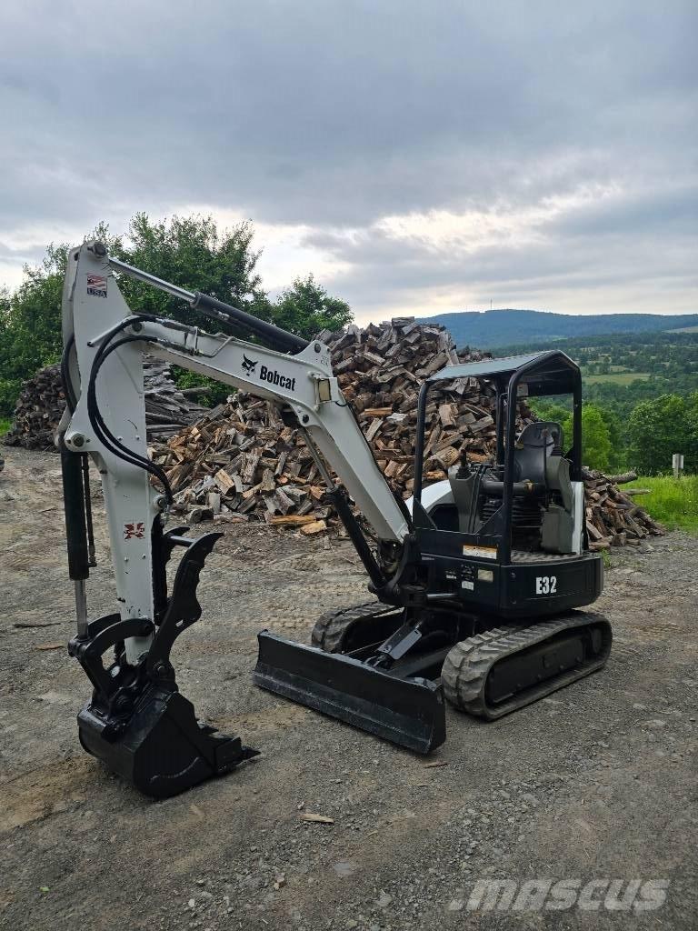 Bobcat E 32 Міні-екскаватори < 7т