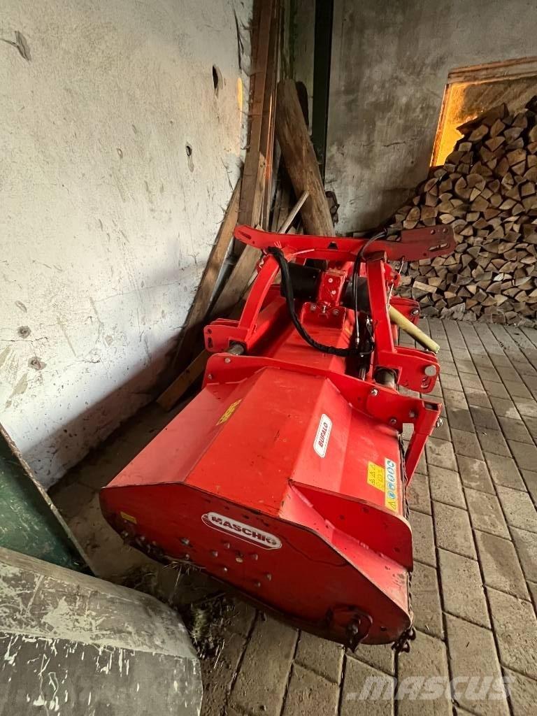 Maschio Bufalo 280 Газонні і лукові косилки