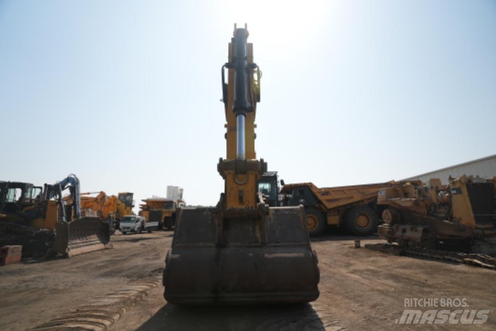 CAT 395 Гусеничні екскаватори