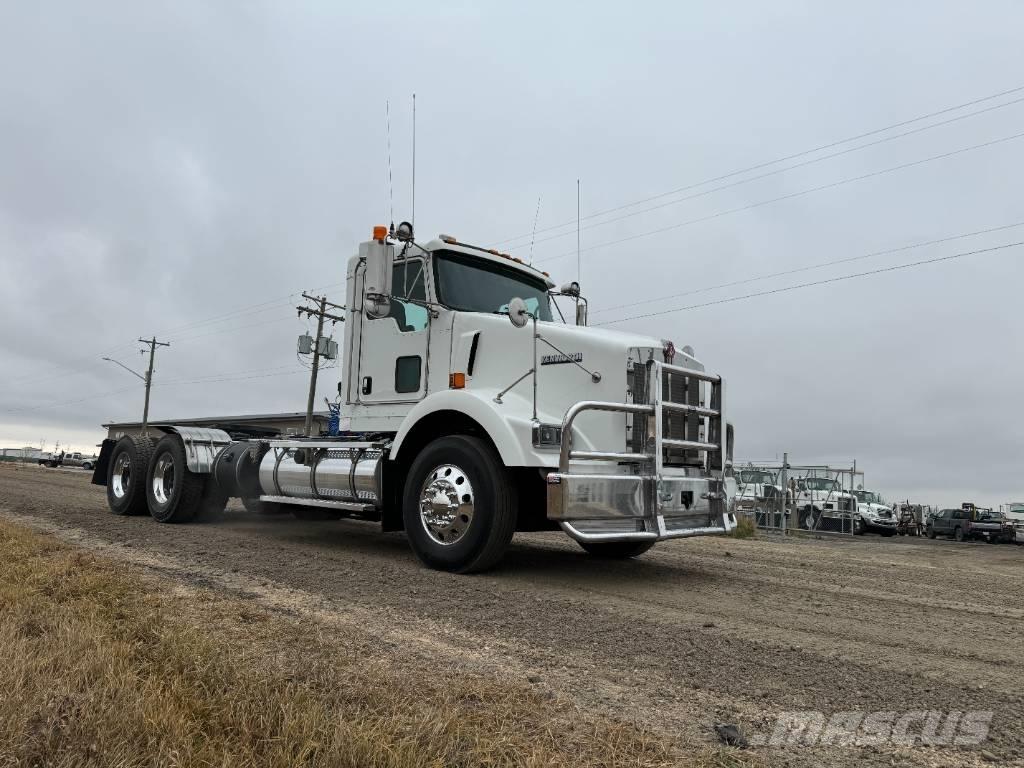 Kenworth T 800 Тягачі