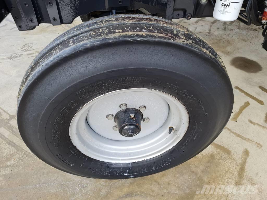 Case IH Farmall 65 A Трактори