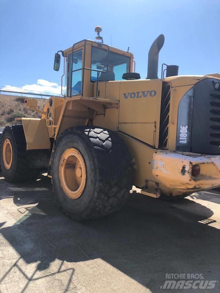 Volvo L 180 E Фронтальні навантажувачі