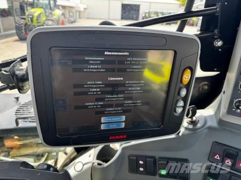 CLAAS AXION 830 Трактори