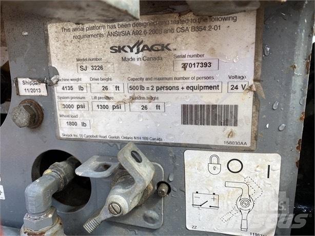 SkyJack SJ III 3226 Підйомники-ножиці