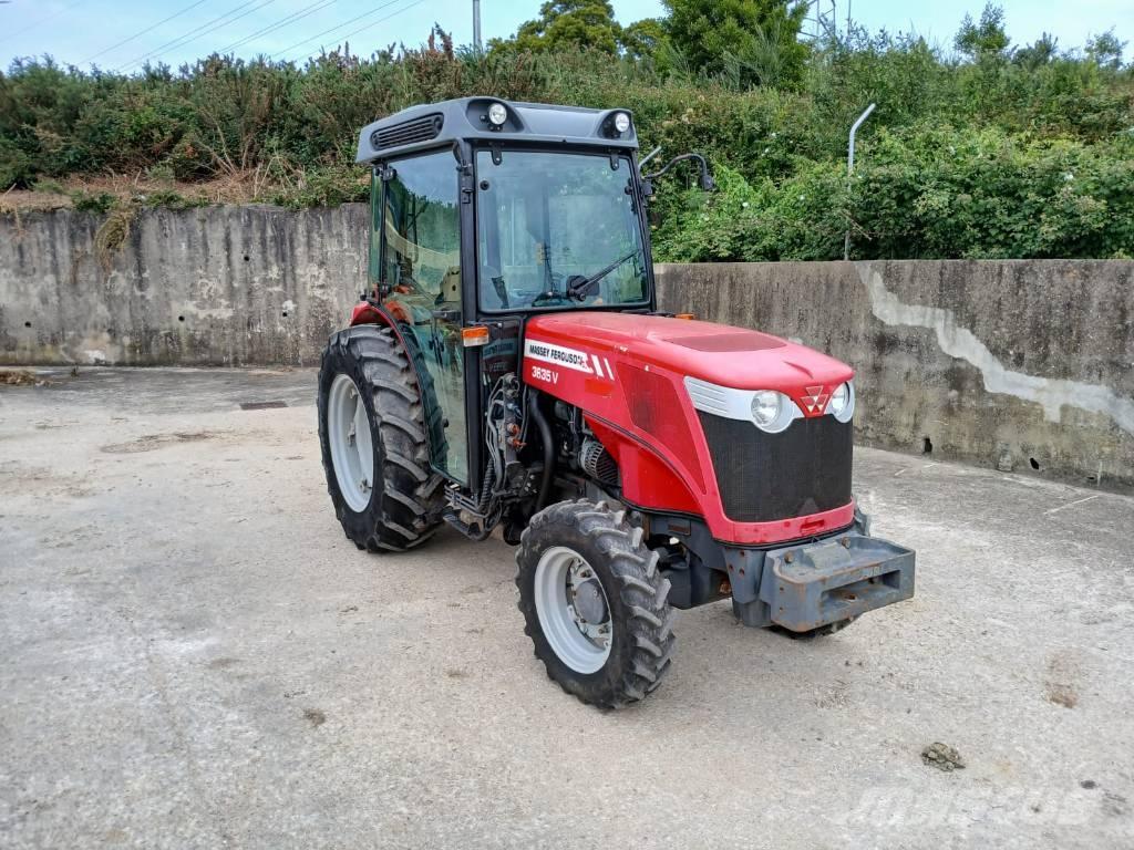 Massey Ferguson 3635 Трактори