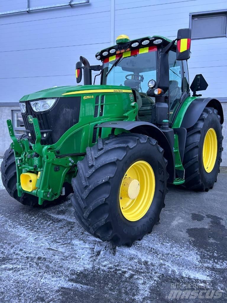John Deere 6250 R Трактори