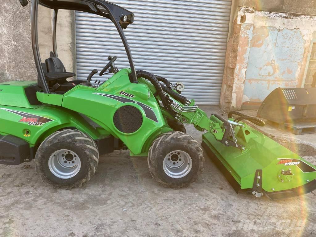 Avant 650 i Фронтальні навантажувачі