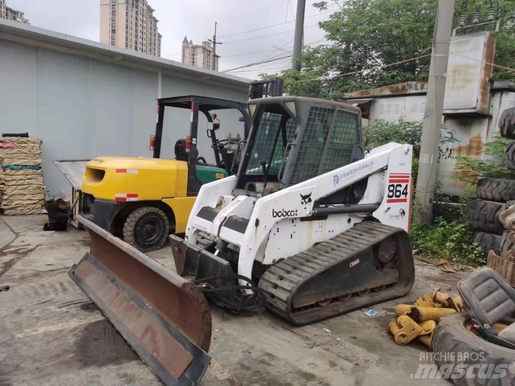 Bobcat S864 Міні-навантажувачі