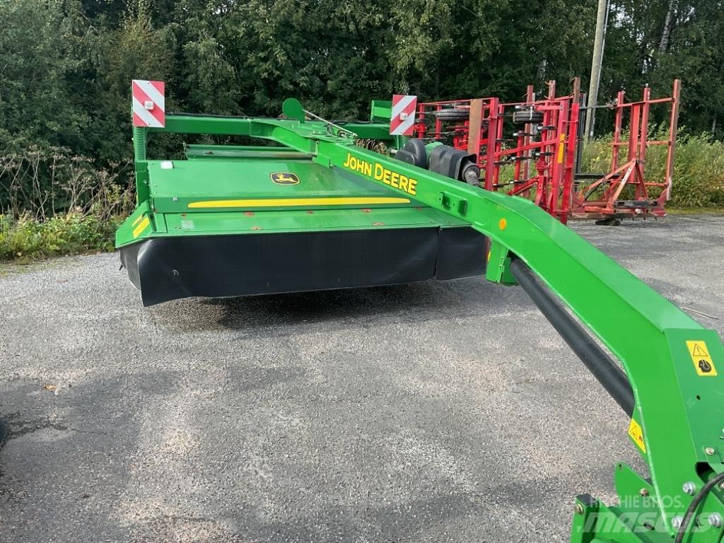 John Deere 530 Косилки-формувачі