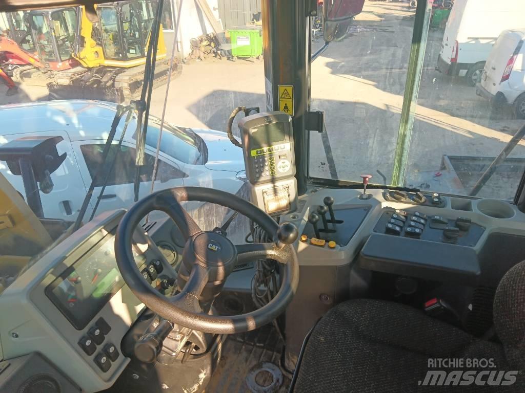CAT 950 A Фронтальні навантажувачі