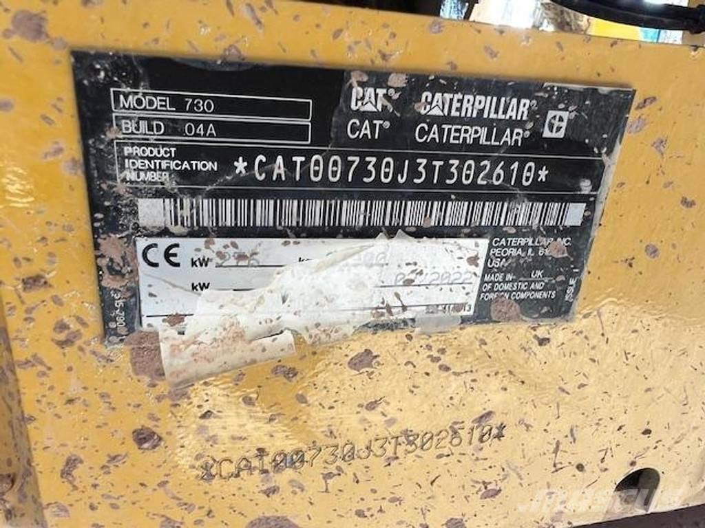 CAT 730 Зчленовані самоскиди