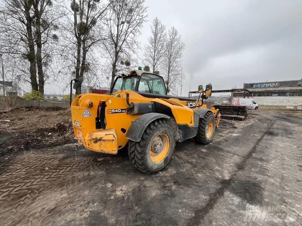 JCB 540-140 Телескопічні навантажувачі