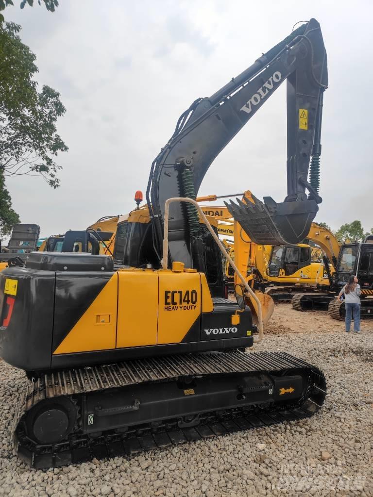 Volvo EC 140 Гусеничні екскаватори
