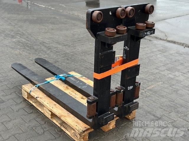 Kalmar 12 TON FORKS Вили