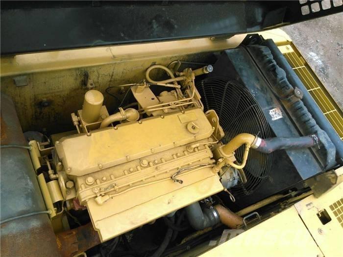 CAT 325 B Гусеничні екскаватори