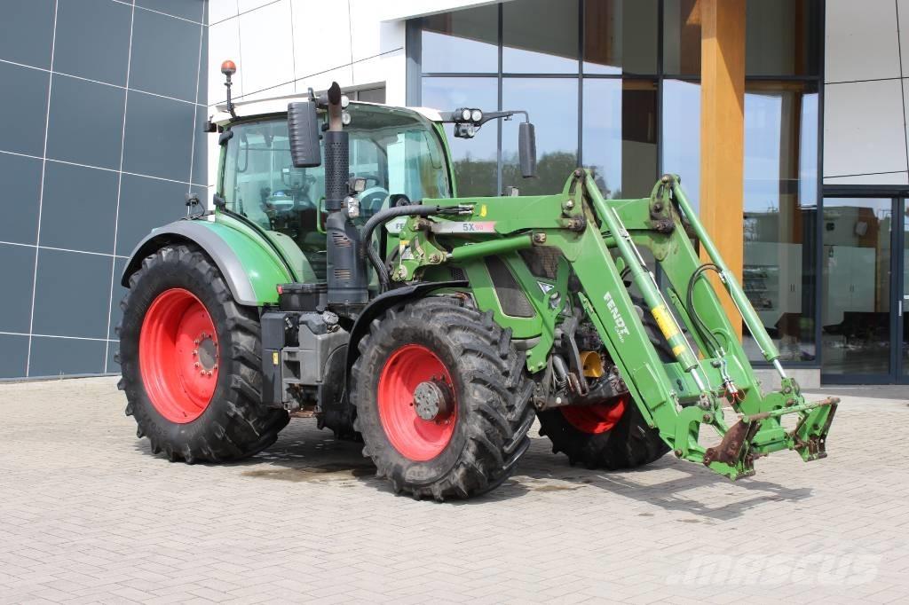 Fendt 724 S4 Трактори
