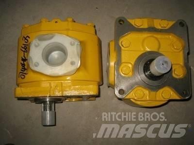 Komatsu D155 Коробка передач