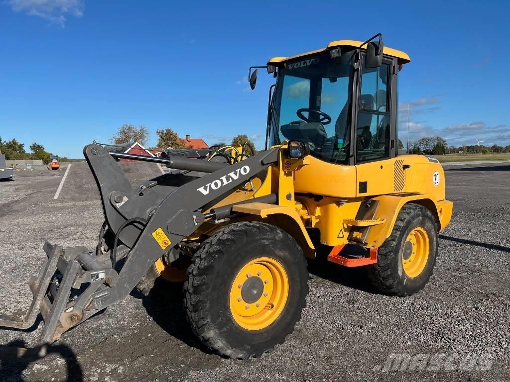 Volvo L 30 G Фронтальні навантажувачі