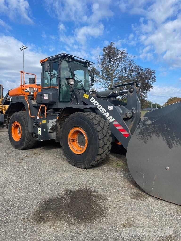 Doosan DL 380-7 Фронтальні навантажувачі