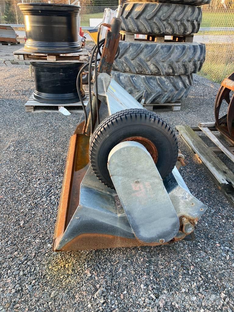 Fjärås 850/1800 Розсіювачі солі та піску