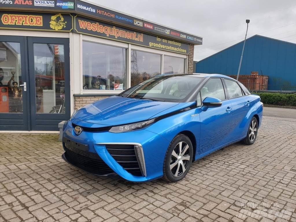 Toyota Mirai Автомобілі