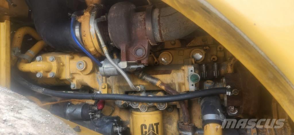 CAT 972 H Фронтальні навантажувачі