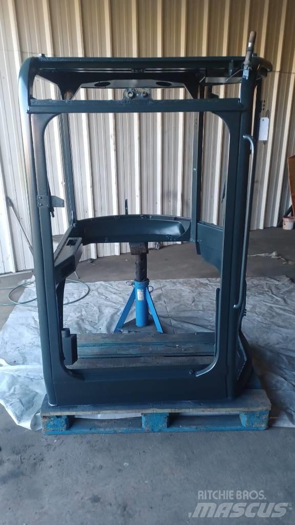Yanmar Vio 45 Кабіна