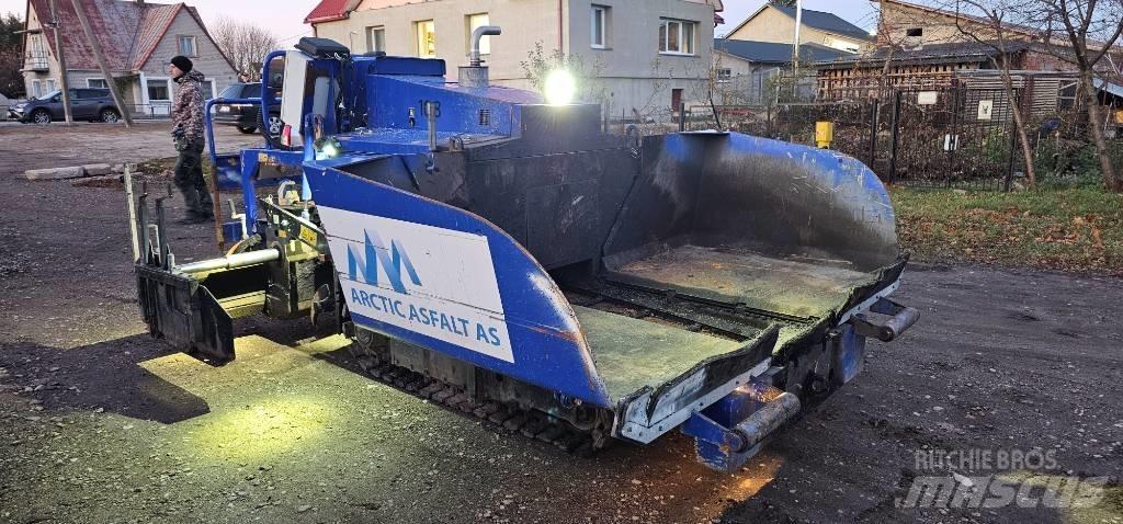 CAT AP 255 E Асфальтовкладачі