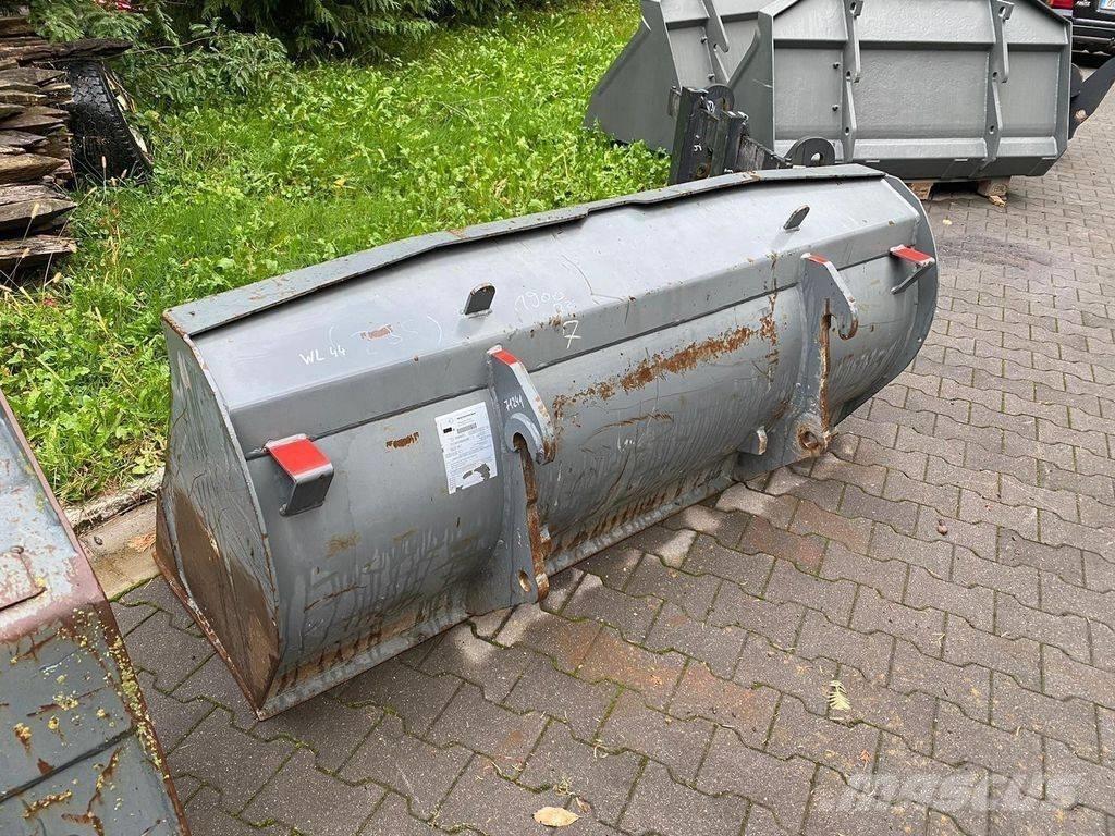 Wacker Neuson WL 44 Фронтальні навантажувачі
