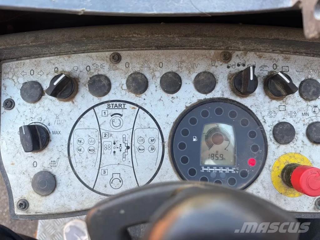 Bomag 120 AD-5 Котки тротуарні