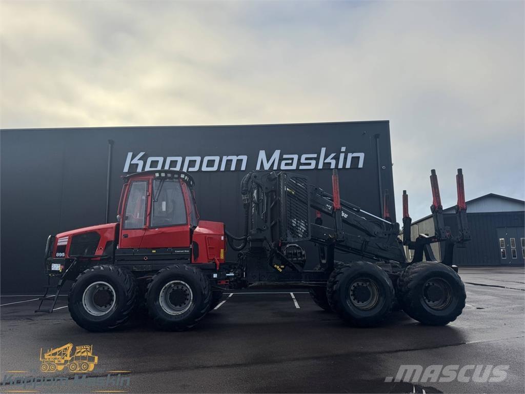 Komatsu 895 Форвардери