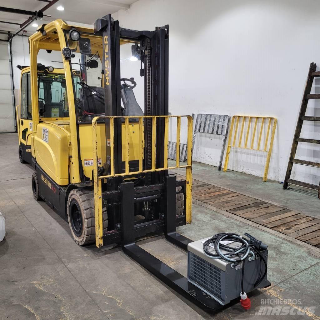 Hyster J 3.0 XN Електронавантажувачі