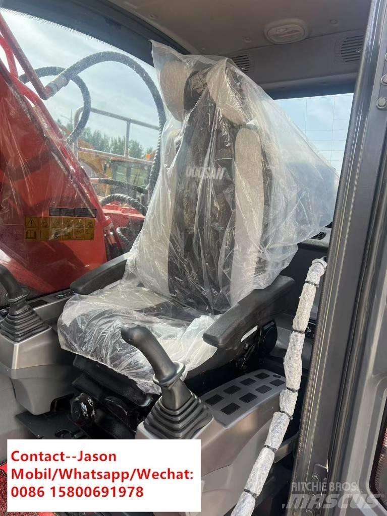 Doosan DX 225 LC Гусеничні екскаватори