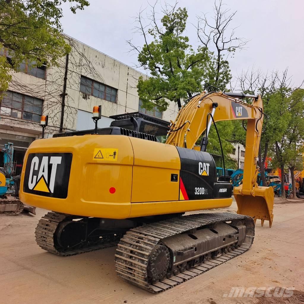CAT 320 D 2 L Гусеничні екскаватори