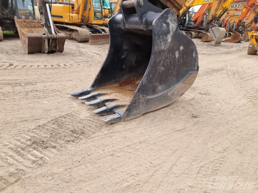 Doosan DX 380 LC Гусеничні екскаватори